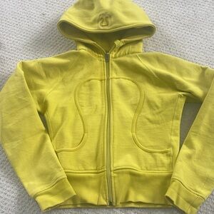 Lululemon scuba zip hoodie, best for size 2-4